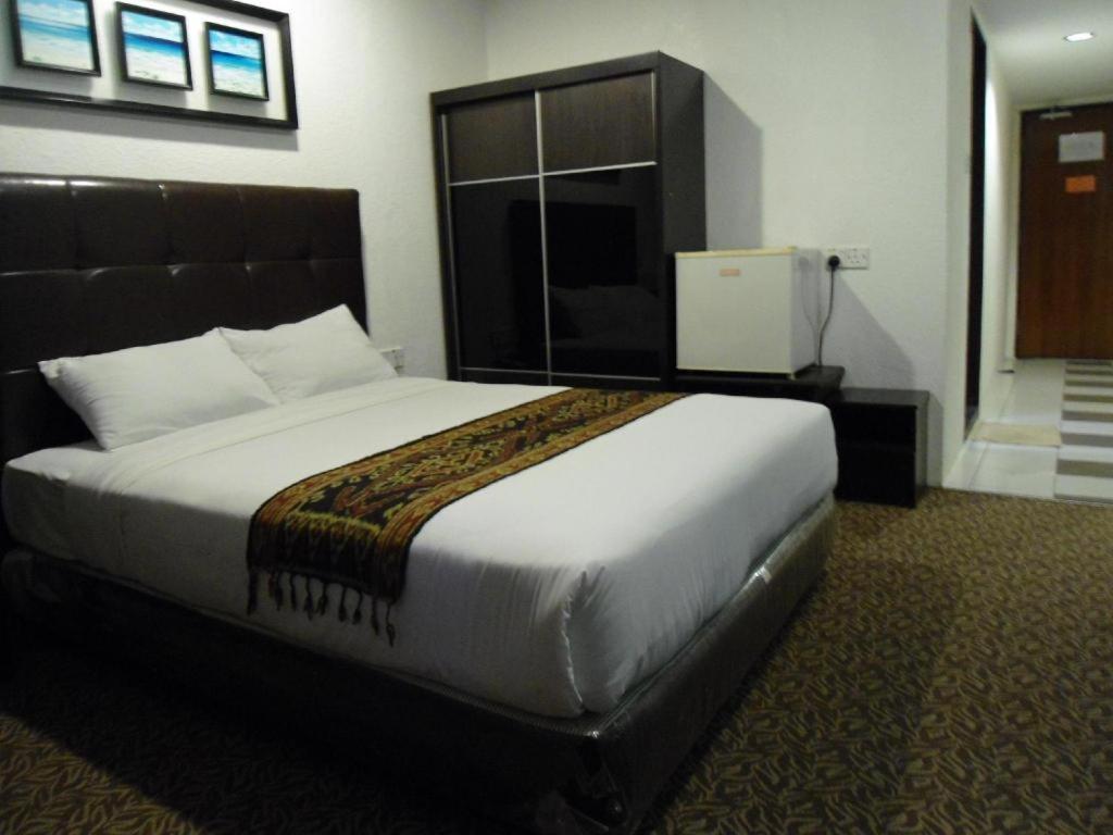 Regent Hotel Bintulu Eksteriør billede