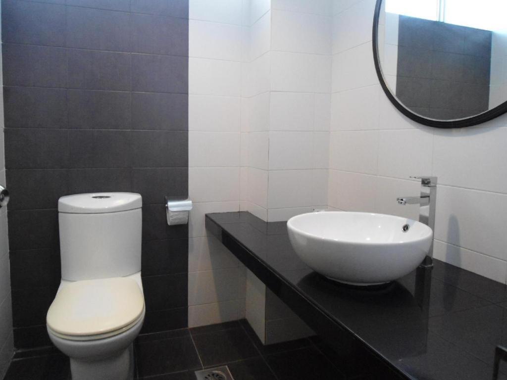 Regent Hotel Bintulu Eksteriør billede