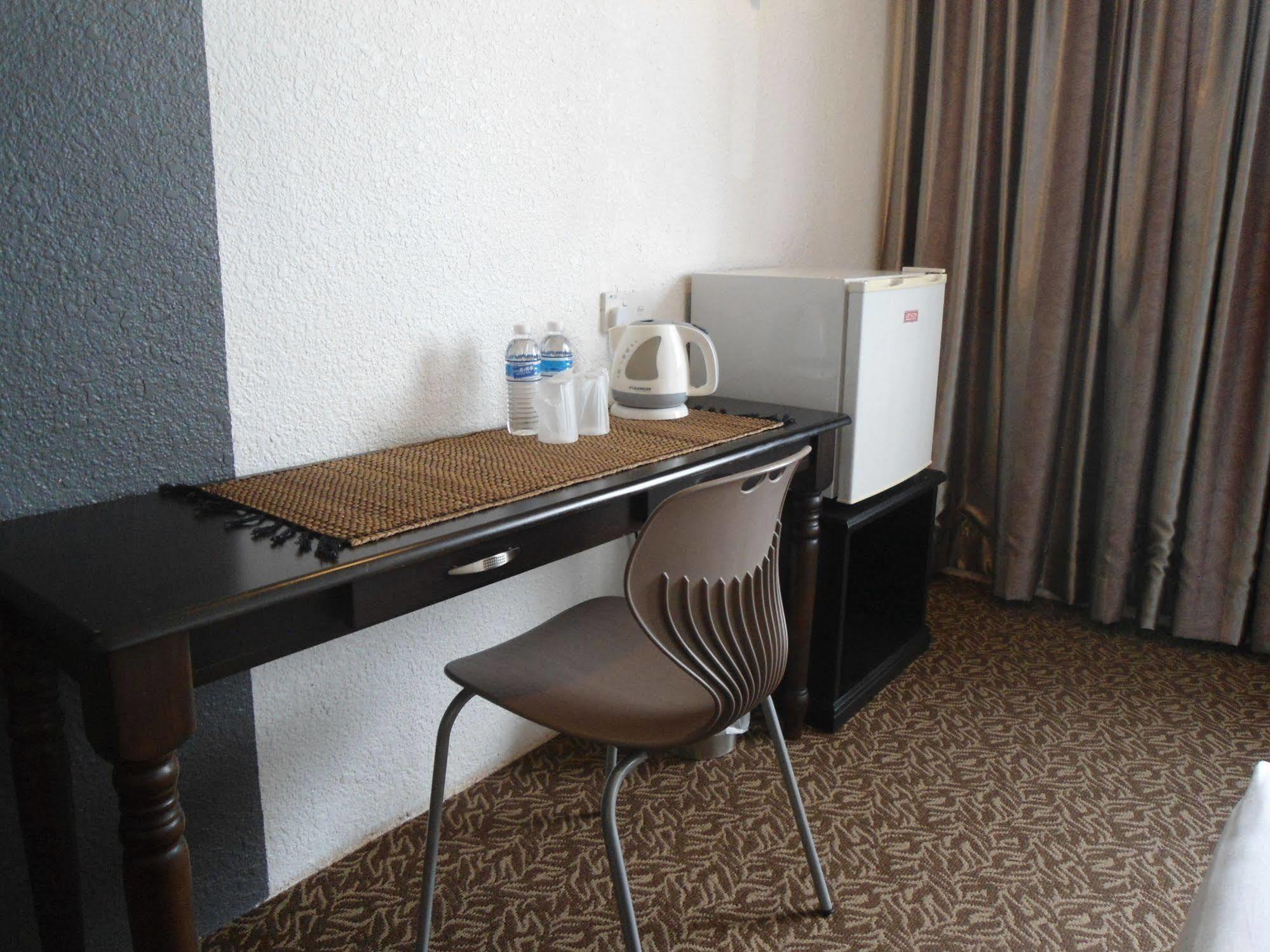 Regent Hotel Bintulu Eksteriør billede
