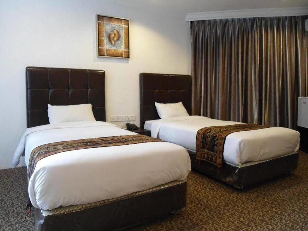 Regent Hotel Bintulu Eksteriør billede